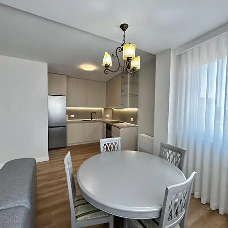 Albania Haven Center - Rruga E Barrikadave Appartamento *